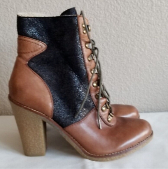 Sam Edelman Brown and Black Lace-Up Heeled Ankle Boots 8.5 - Picture 1 of 9